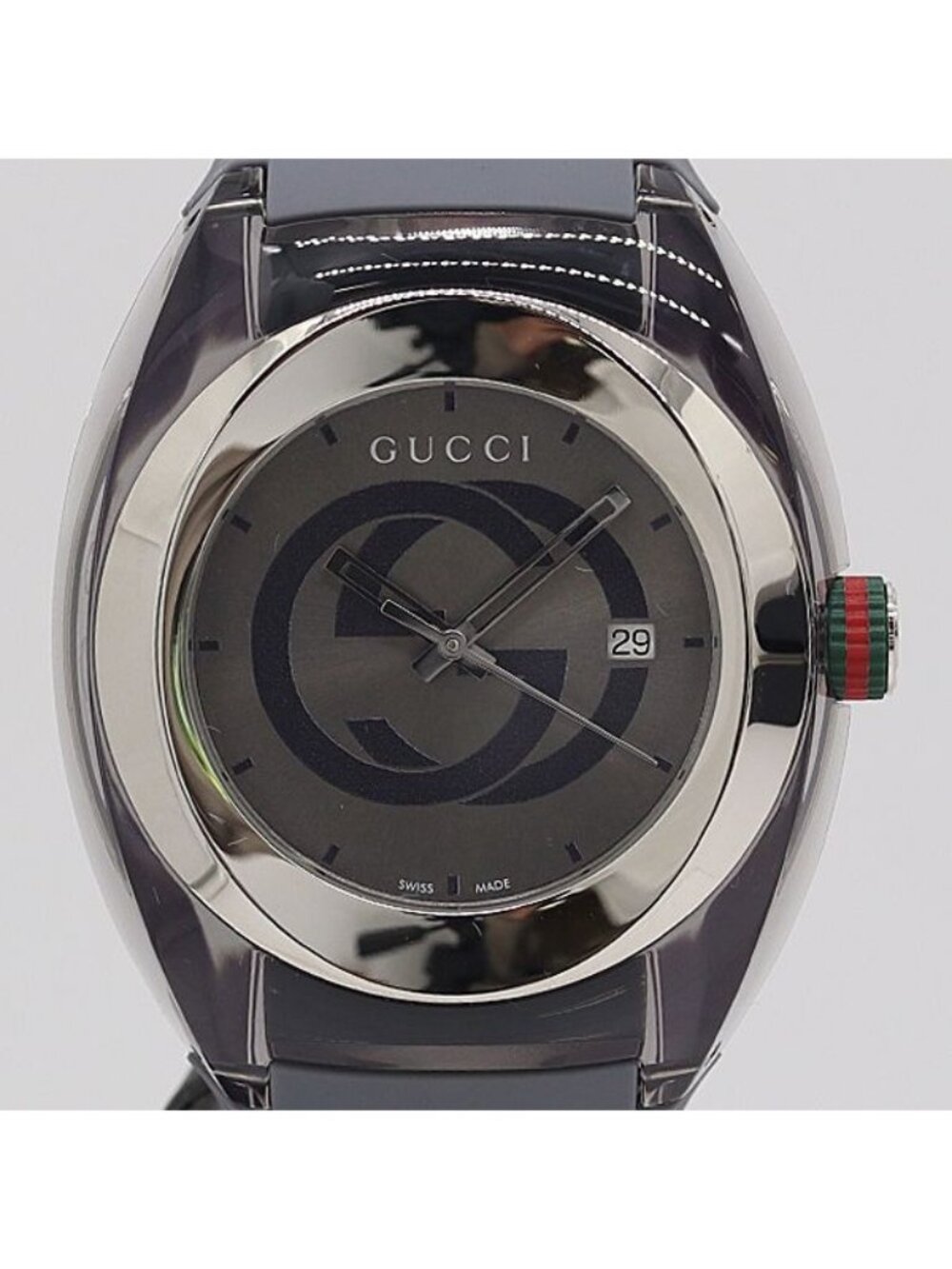 Gucci 137.1 Silver Dial Date Watch